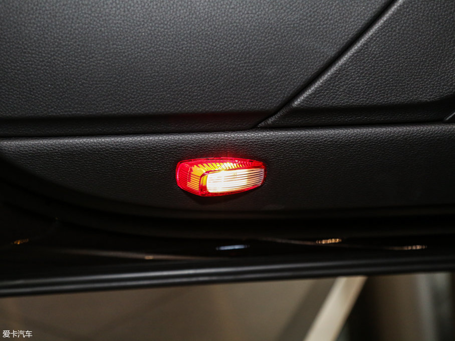 2016Panamera 4 Edition