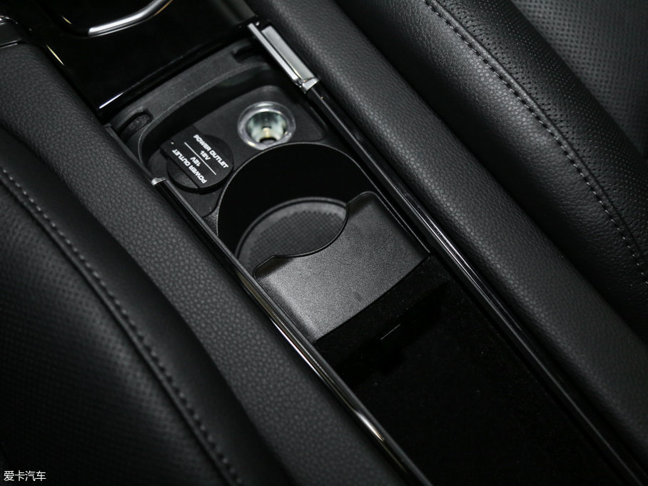 2016Panamera 4 Edition