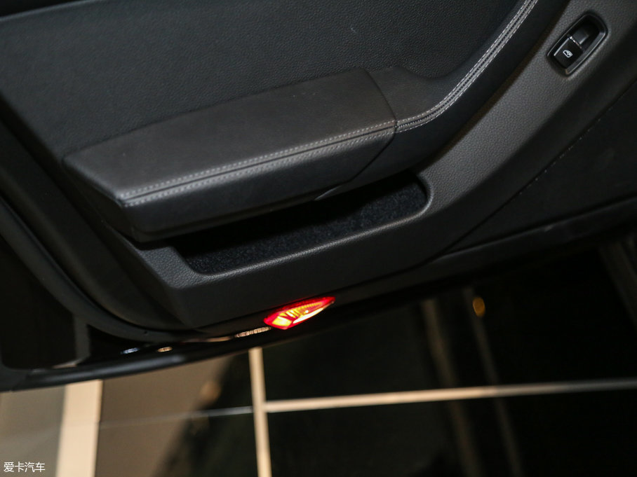 2016Panamera 4 Edition