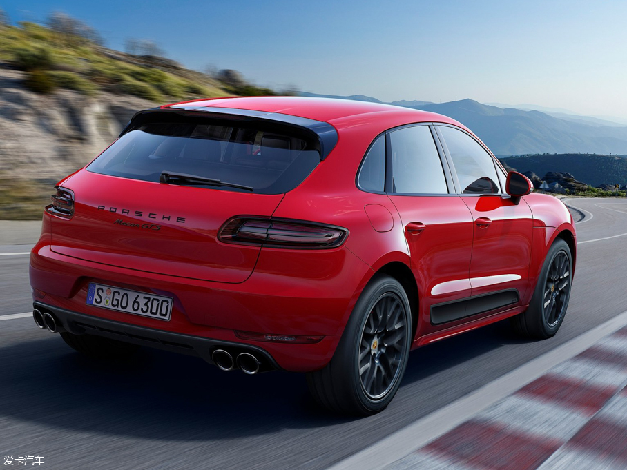 2016Macan GTS