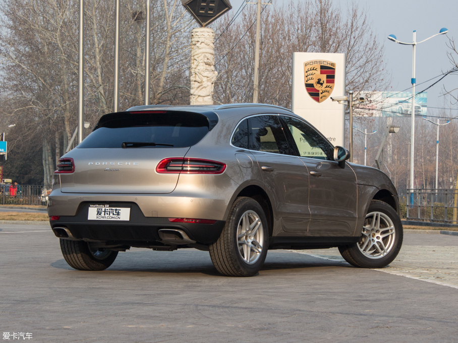 2016Macan 2.0T