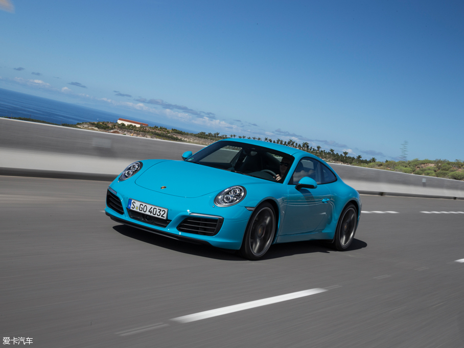 2016��r��911 Carrera S