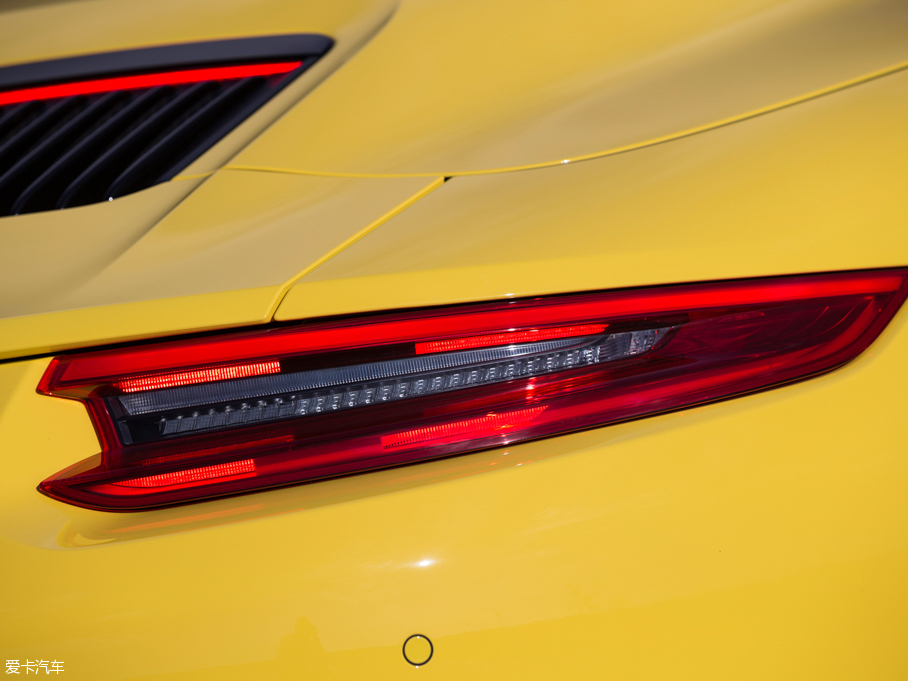 2016r911 Carrera S