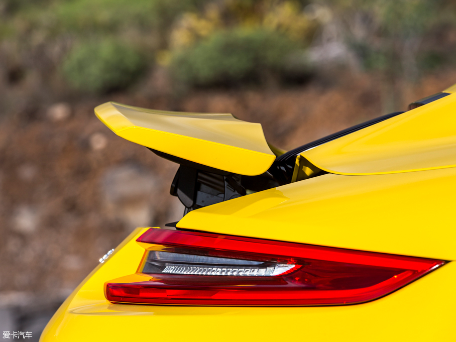 2016r911 Carrera S