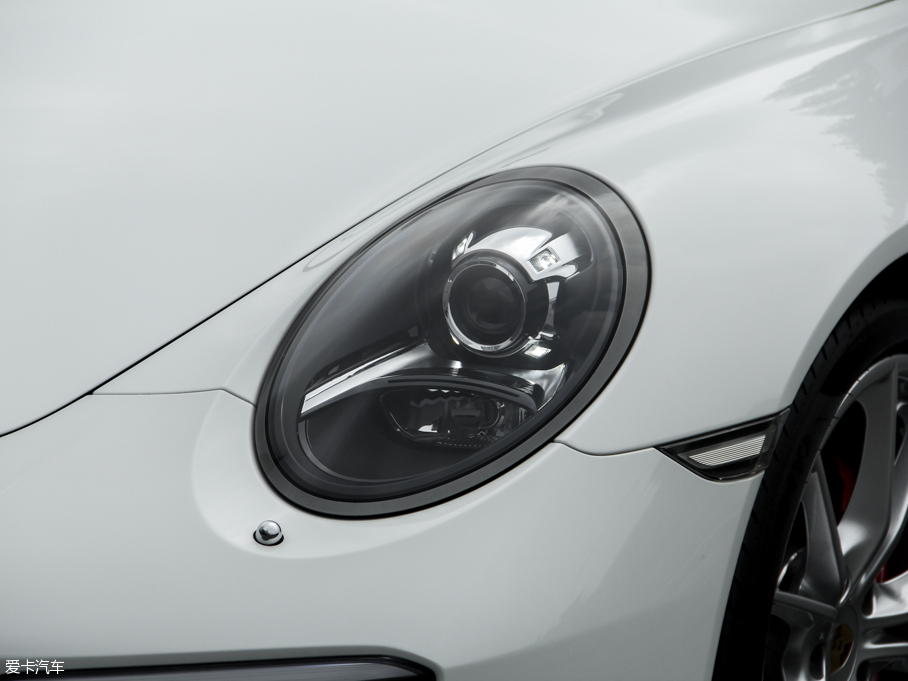 2016r911 Carrera 4S