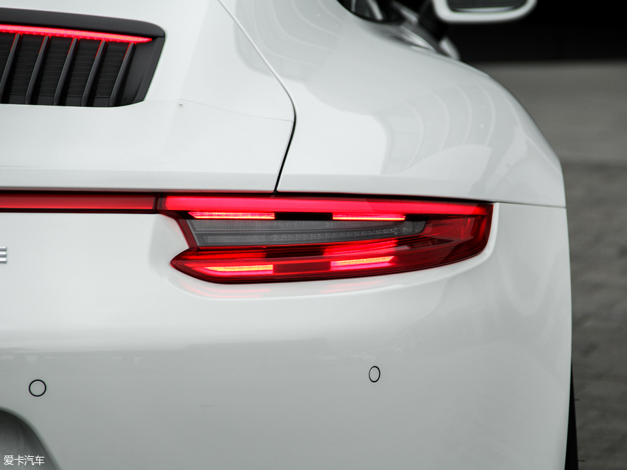 2016r911 Carrera 4S