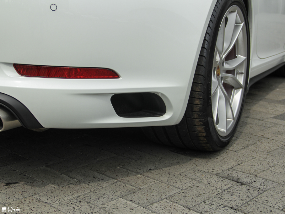 2016r911 Carrera 4S