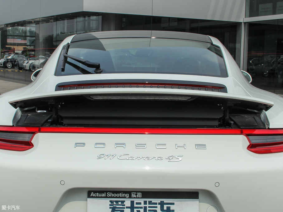 2016r911 Carrera 4S