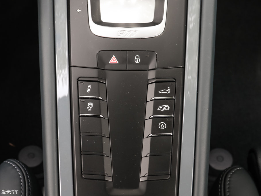 2016r911 Carrera 4