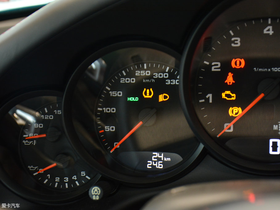 2016��r��911 Carrera 4 Cabriolet