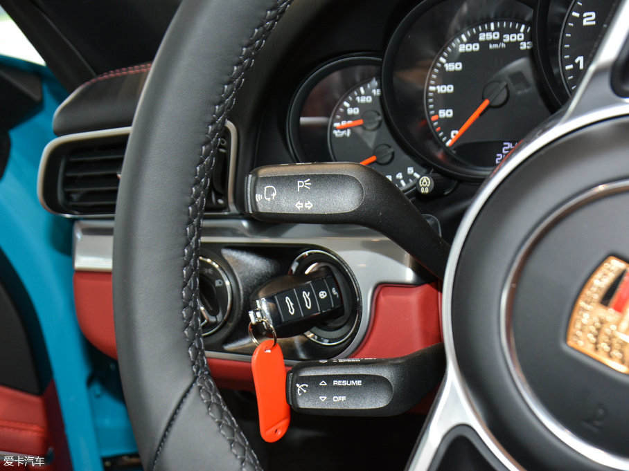 2016��r��911 Carrera 4 Cabriolet