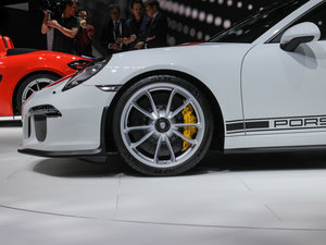 2016款R 细节外观