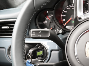 2016Carrera 4 п؅^(q)