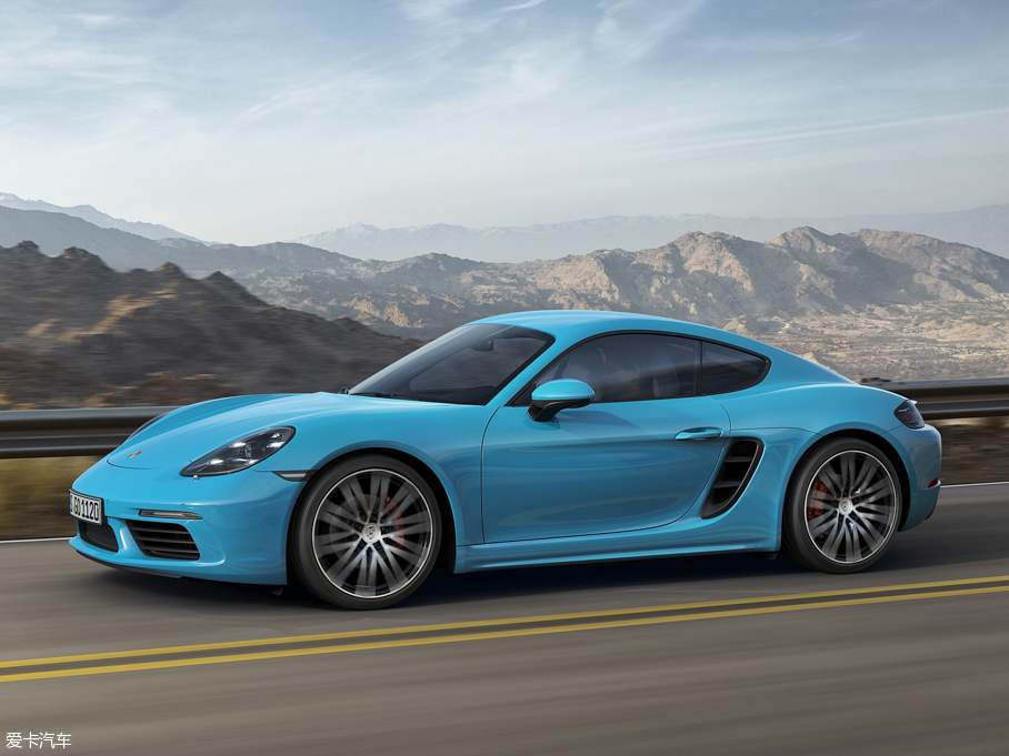 2016r718 Cayman S