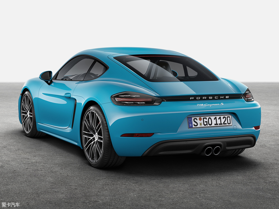 2016r(sh)718 Cayman S