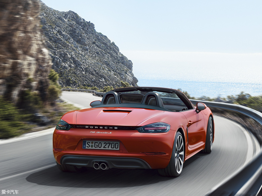 2016r718 Boxster S