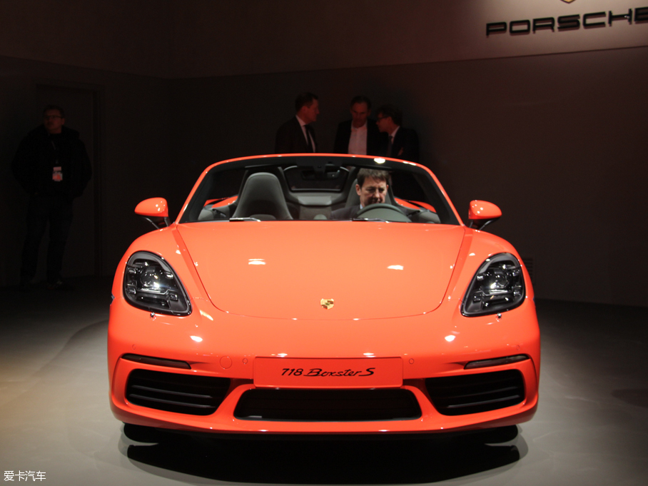 2016r718 Boxster S