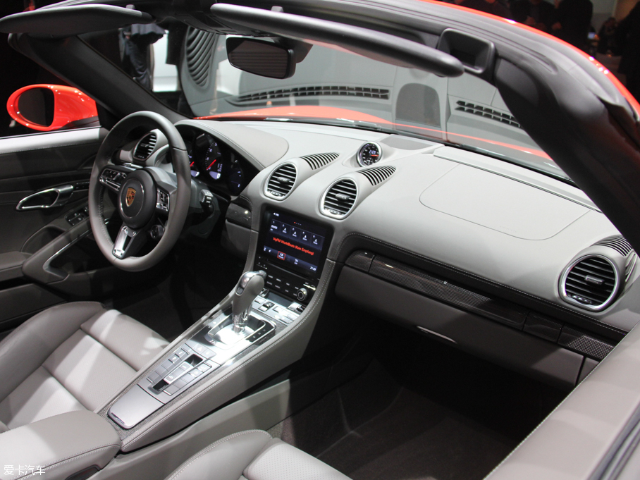 2016r718 Boxster S