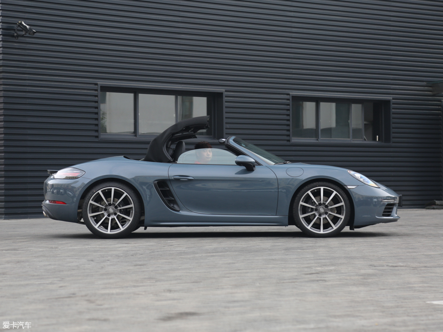 2016r718 Boxster 