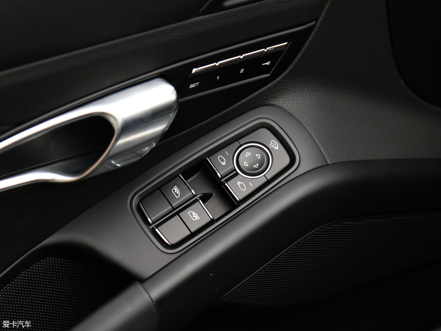 2016r(sh)718 Boxster 