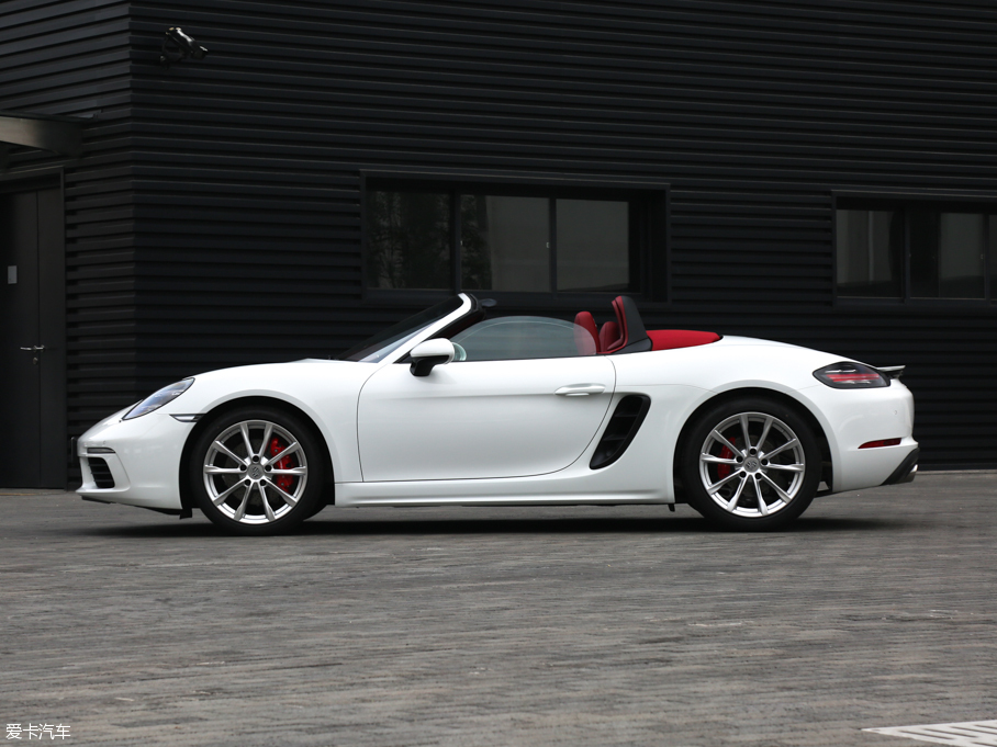 2016r718 Boxster S