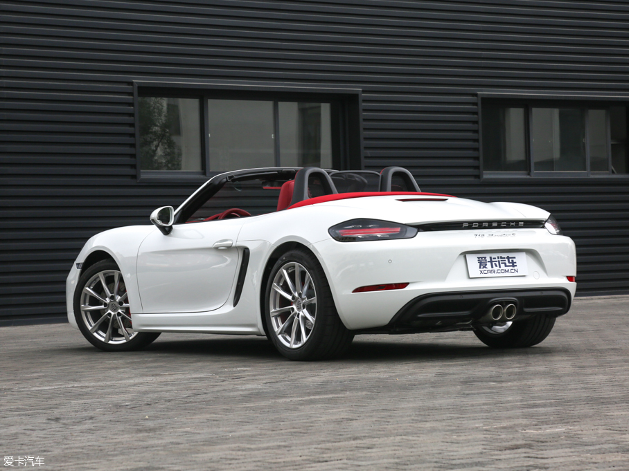 2016r718 Boxster S