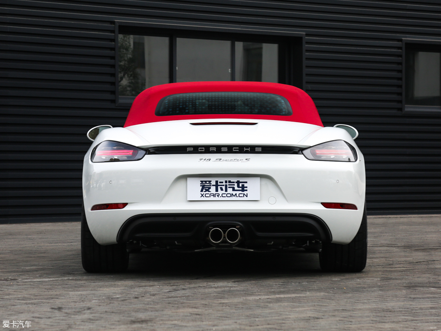 2016r(sh)718 Boxster S