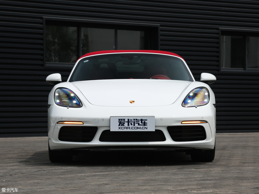 2016r(sh)718 Boxster S
