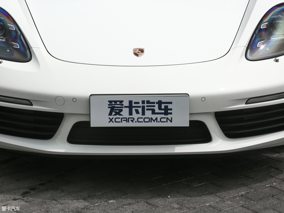 2016r(sh)718 Boxster S