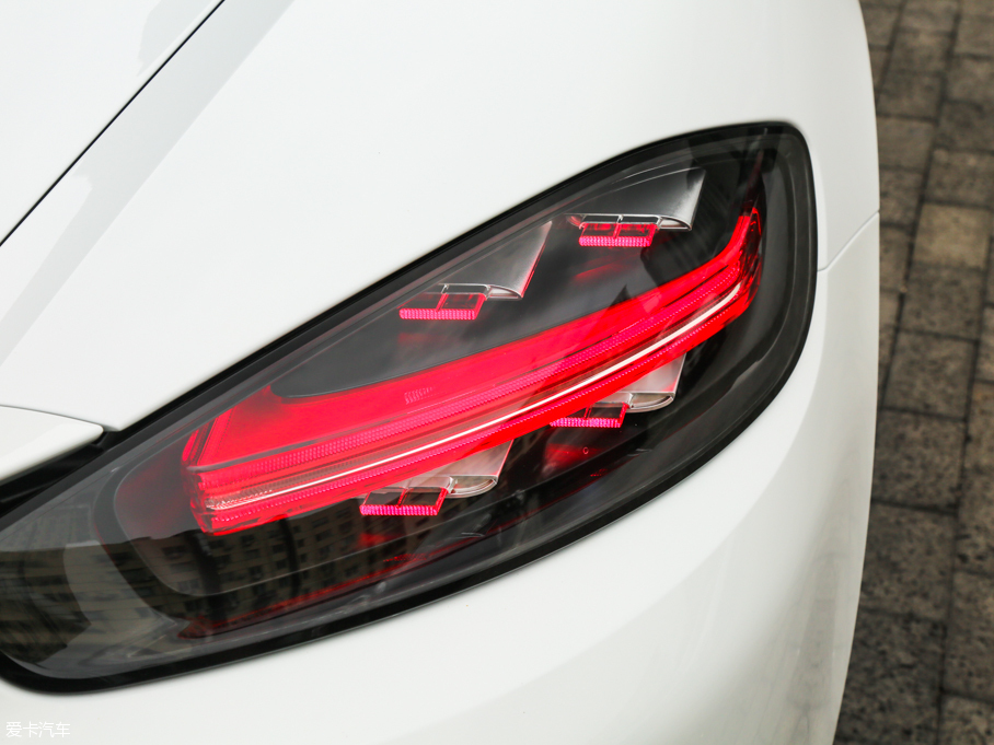 2016r(sh)718 Boxster S