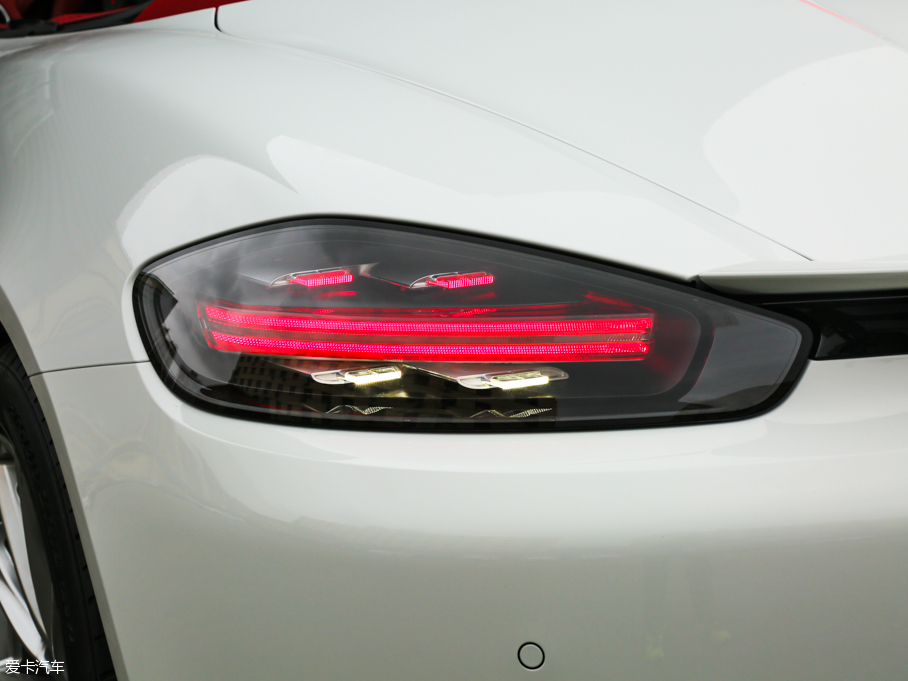 2016r(sh)718 Boxster S