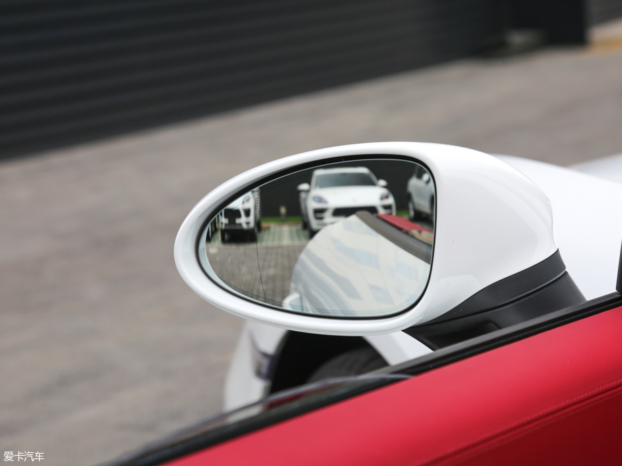 2016r718 Boxster S