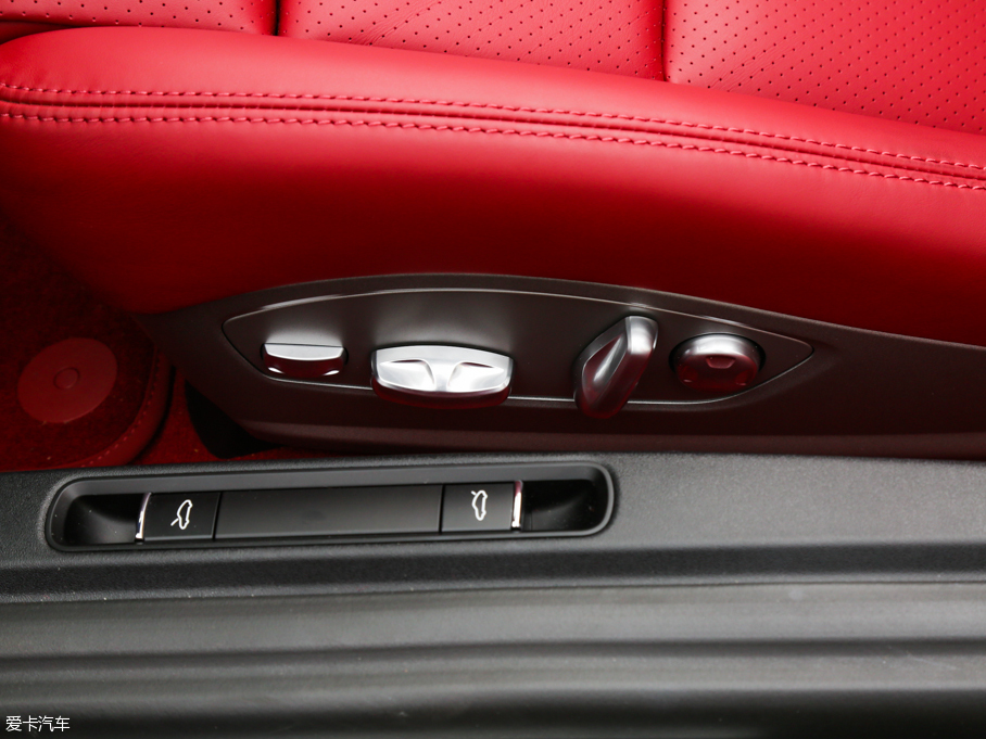 2016r718 Boxster S