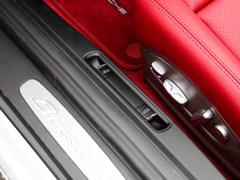 2016r718 Boxster S