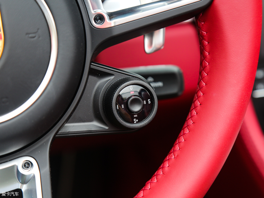 2016r718 Boxster S