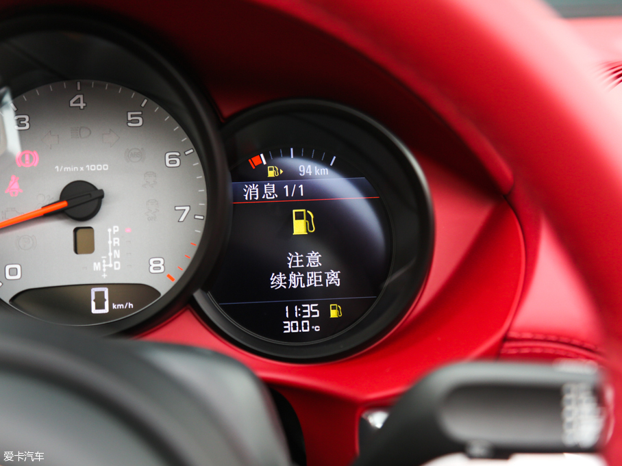 2016r718 Boxster S