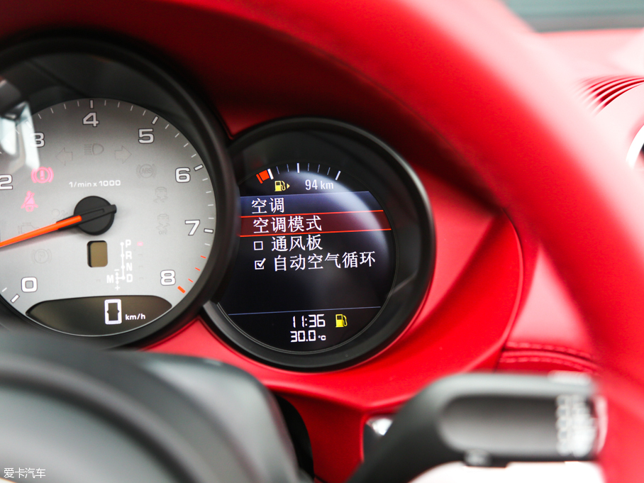 2016r718 Boxster S