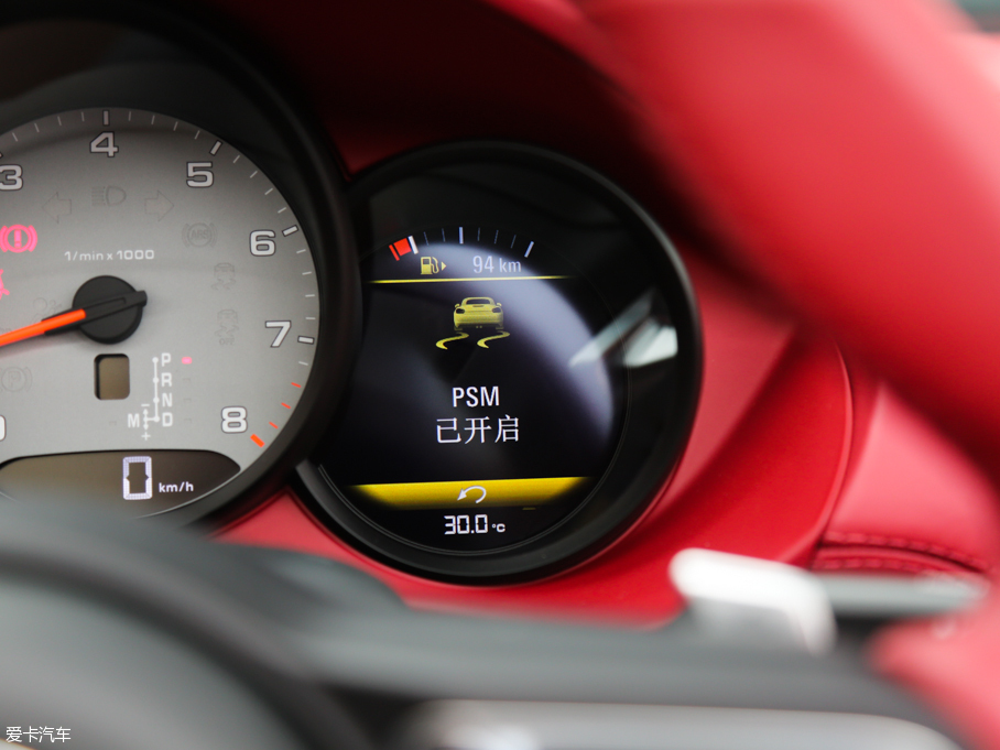 2016r(sh)718 Boxster S