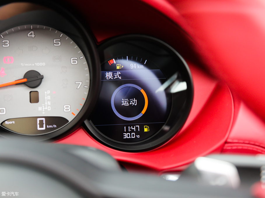 2016r718 Boxster S