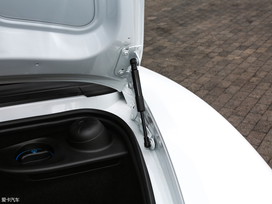 2016r718 Boxster S