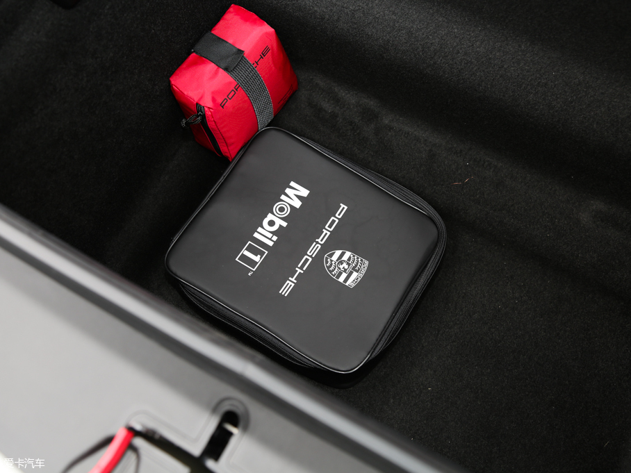 2016r(sh)718 Boxster S