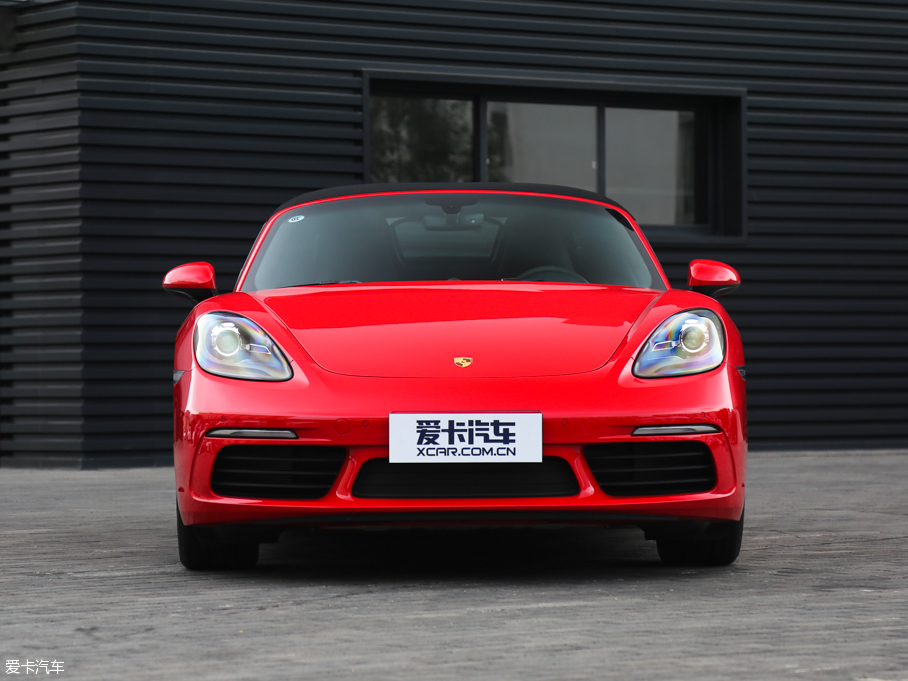 2016r(sh)718 Boxster 