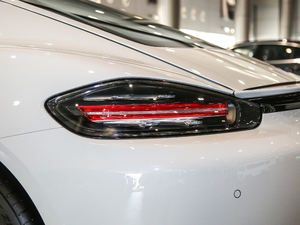 2016Cayman  (x)(ji)^