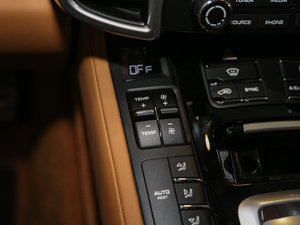 2016Platinum Edition {{