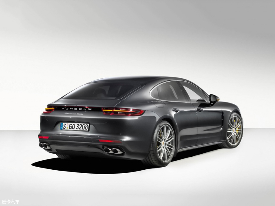 2017��Panamera Turbo
