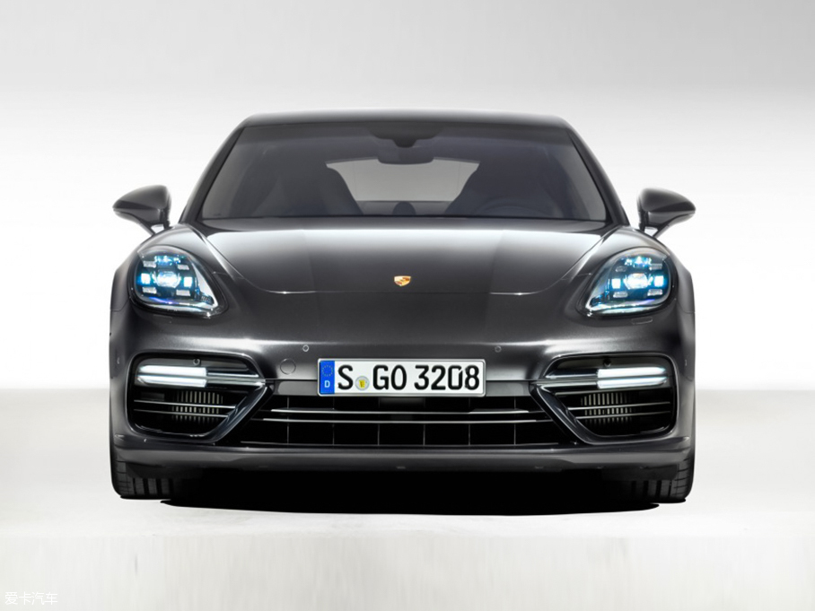 2017��Panamera Turbo