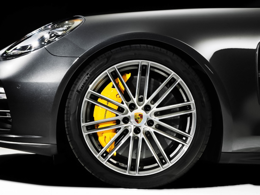 2017��Panamera Turbo