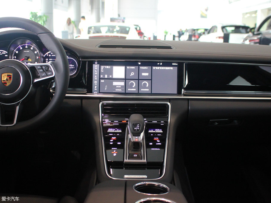 2017Panamera 4 L