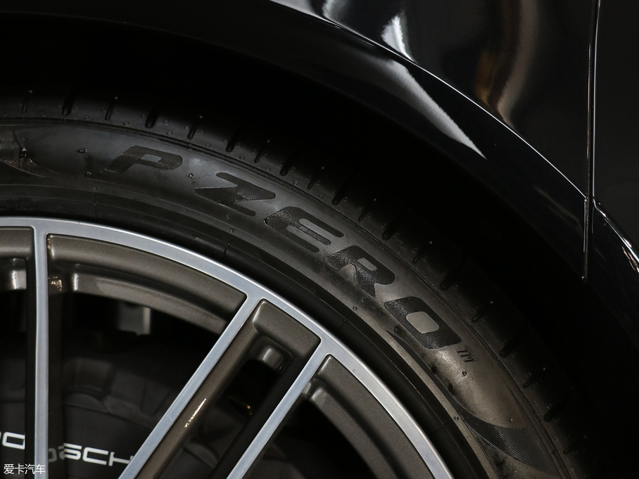 2017Panamera 4 Sport Turismo