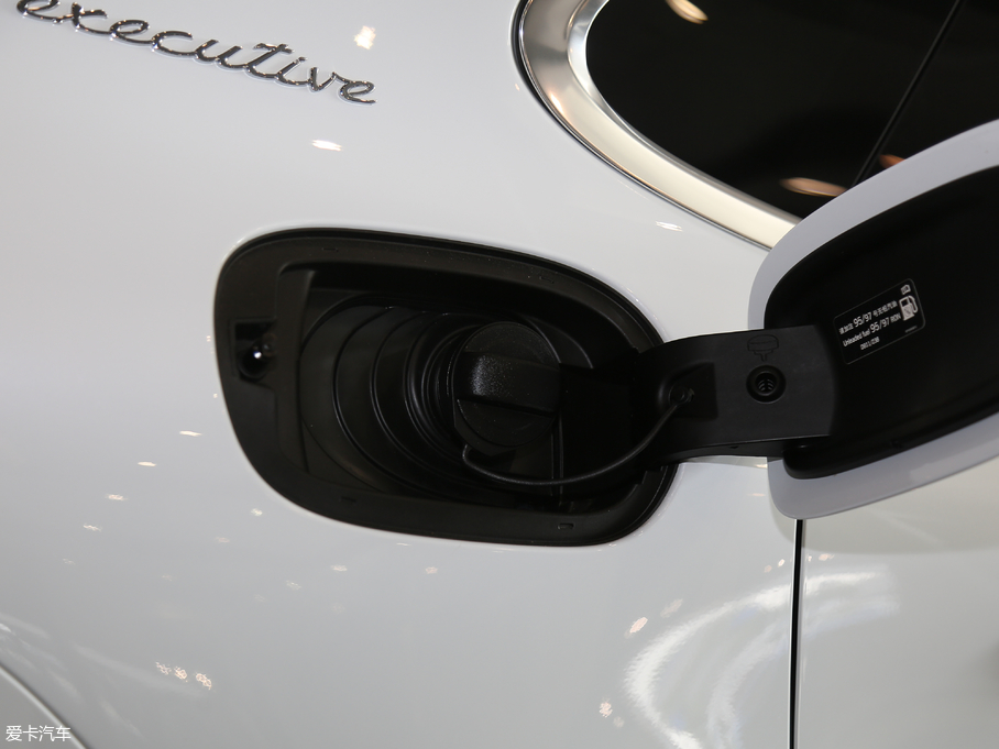 2017Panamera 4S L(zhng)